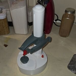 Automatic Electric Peeler - White and Gray
